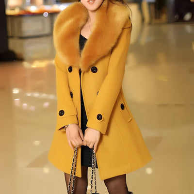 Rachel - Warm and refined wool coat